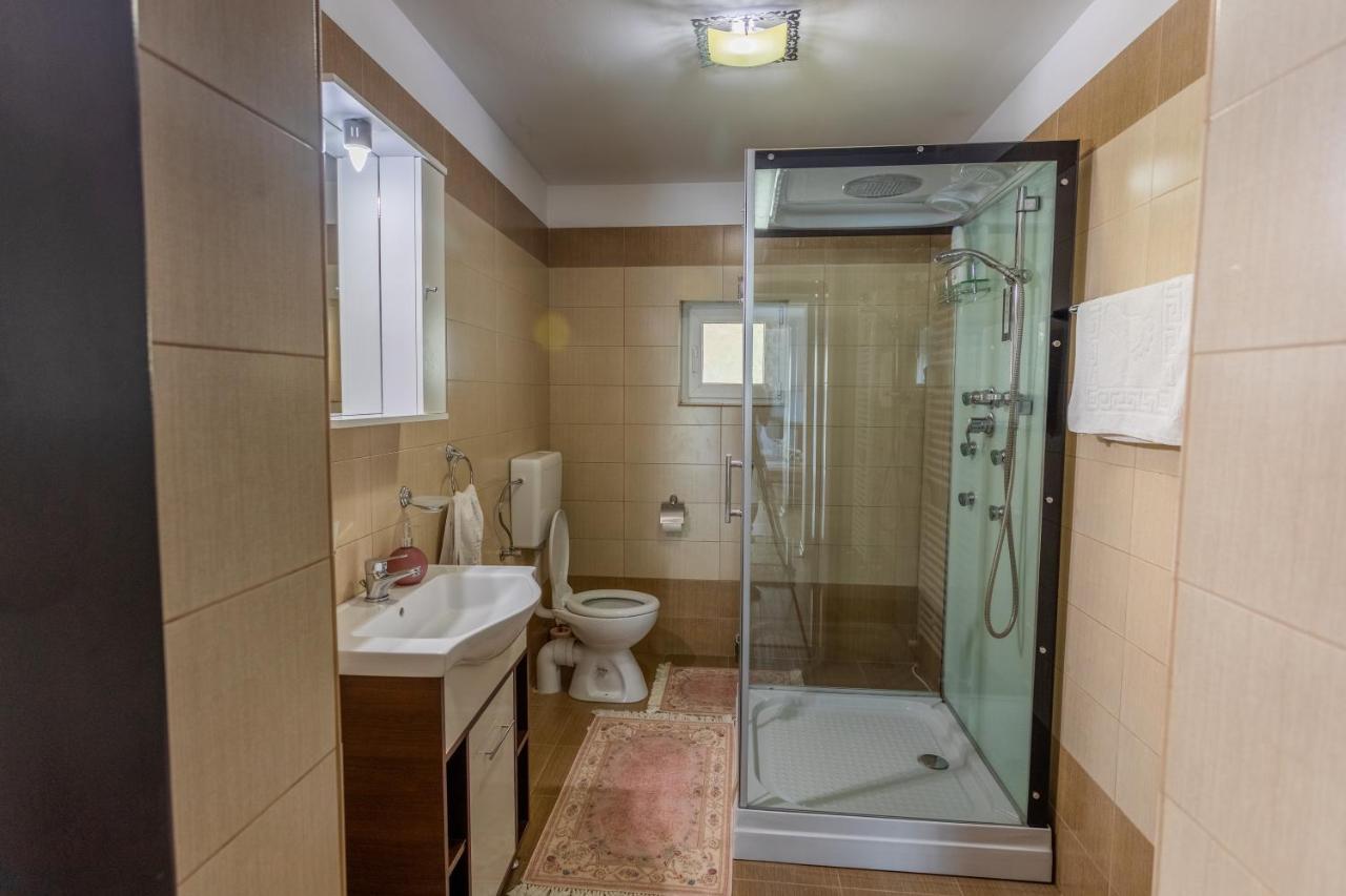 Hotel Casa Ina à Moisei Extérieur photo