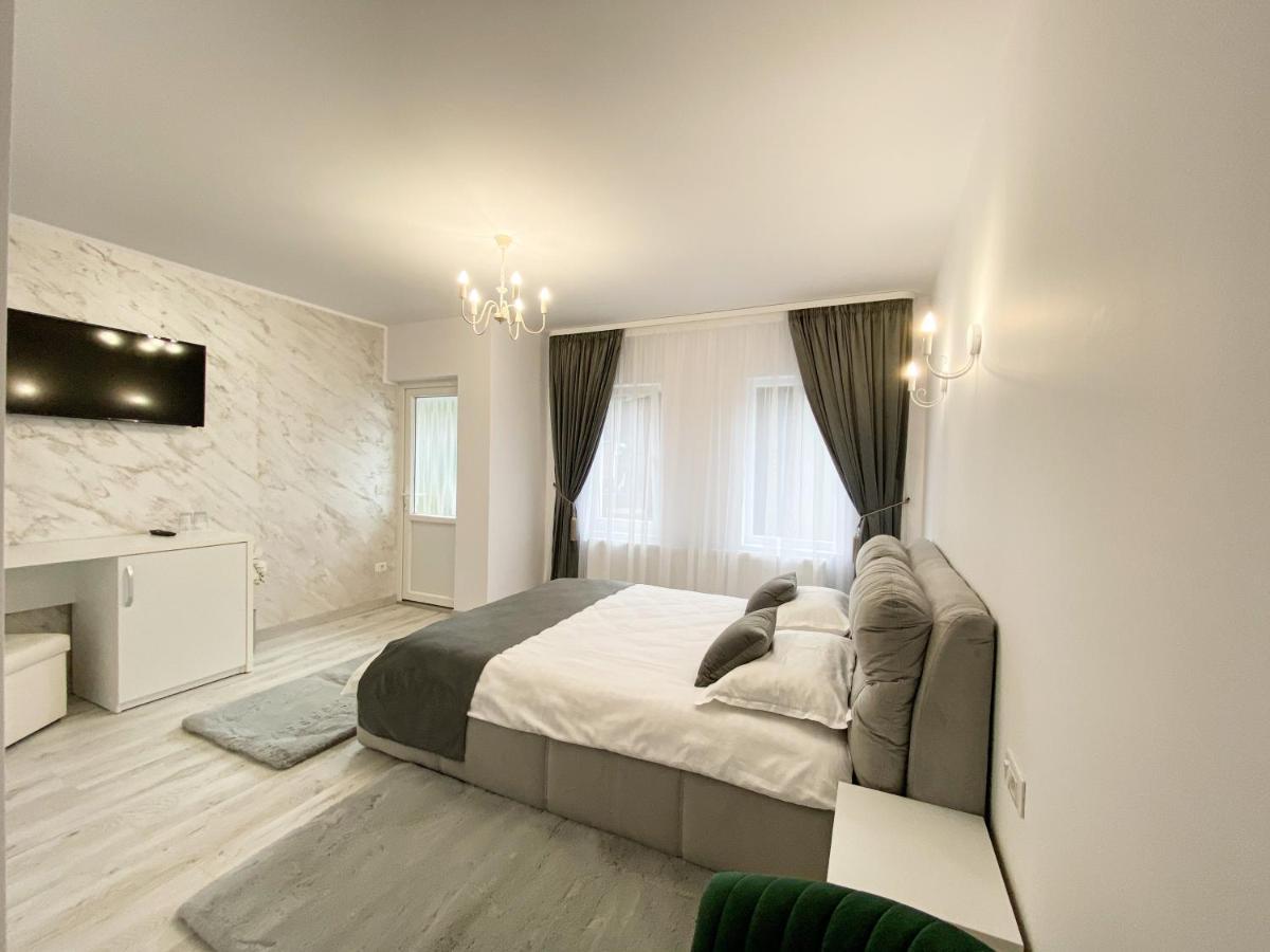 Hotel Casa Ina à Moisei Extérieur photo